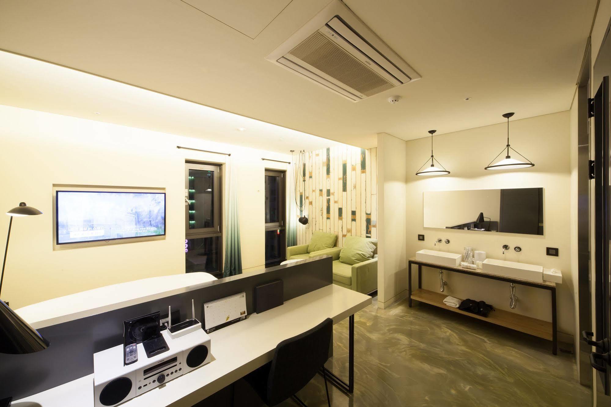 Hotel Lacky Daejeon Eksteriør bilde